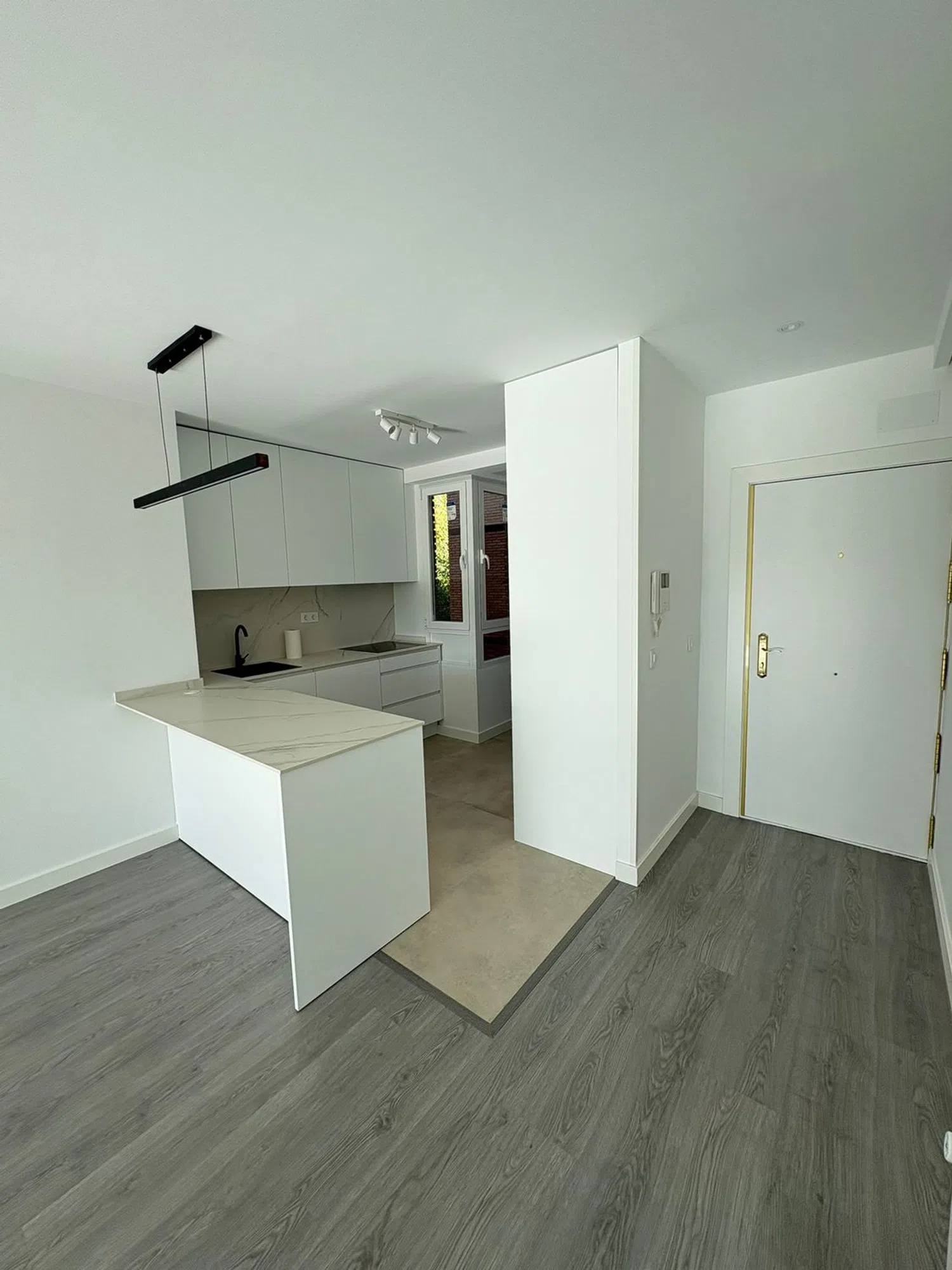 Piso en Barrio Campo de las Naciones-Corralejos - Foto 3