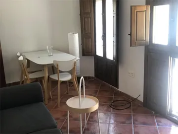 Piso en  Cuesta de San Gregorio 32