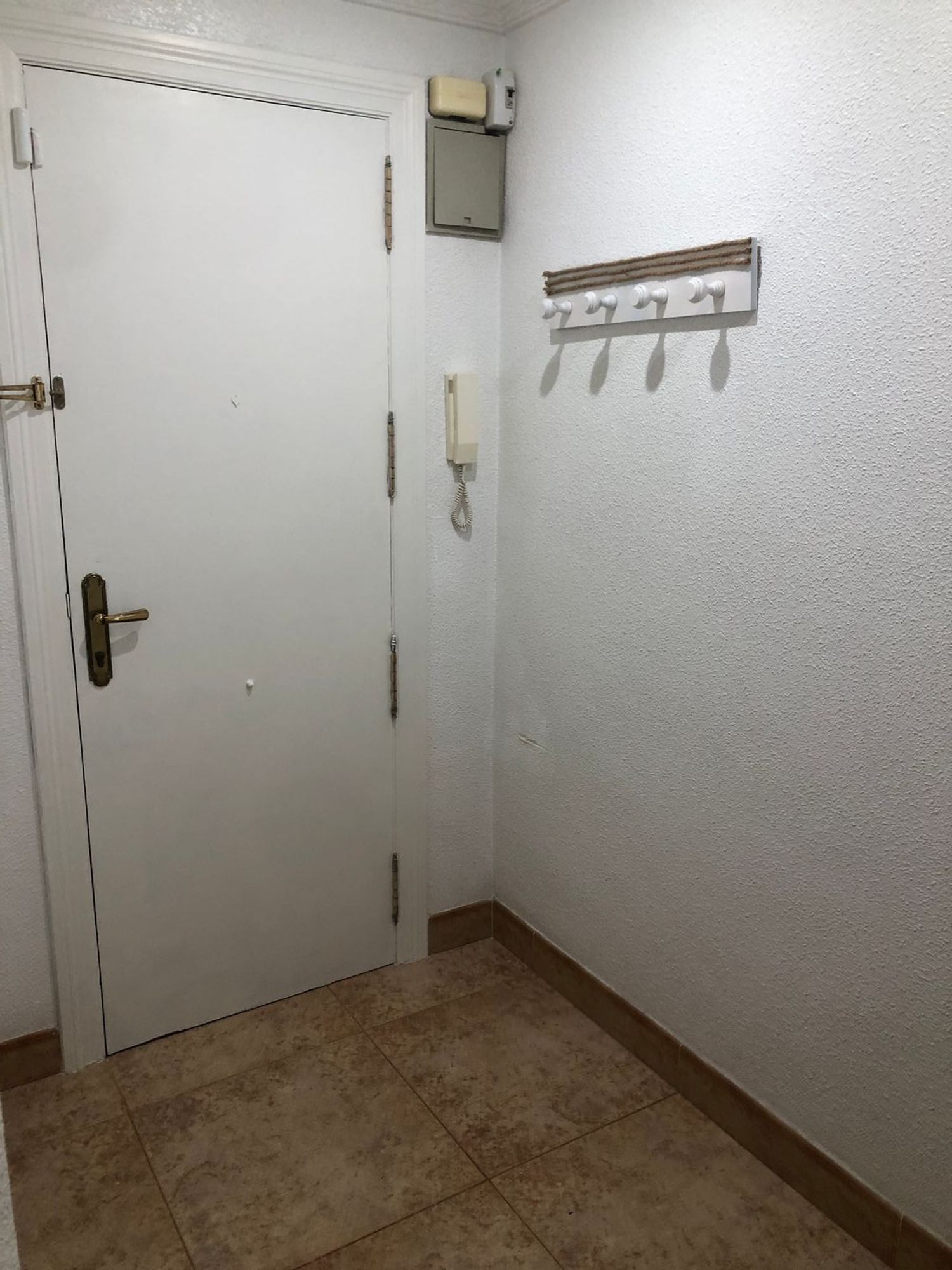 Piso en calle Escenógrafo Bernardo Carratalá, 1 - Foto 2