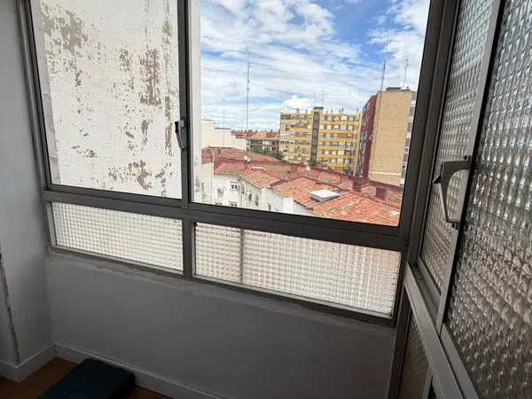 Piso en Avenida de Cesáreo Alierta, 103 - Foto 7