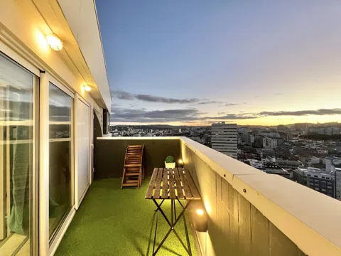 Estudio en avenida Linares Rivas, 51