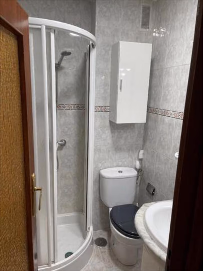 Piso en Alhóndiga - Foto 9