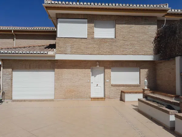 Chalet adosado en Calle Esquivila, 1 b, Bola de Oro, Bola de Oro - Foto 2