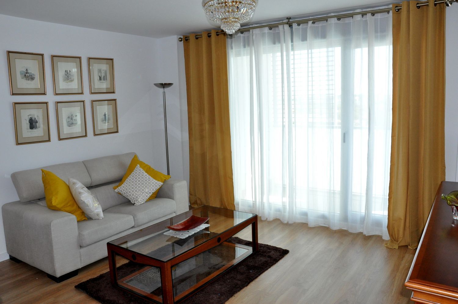 Piso en calle Letonia, 42