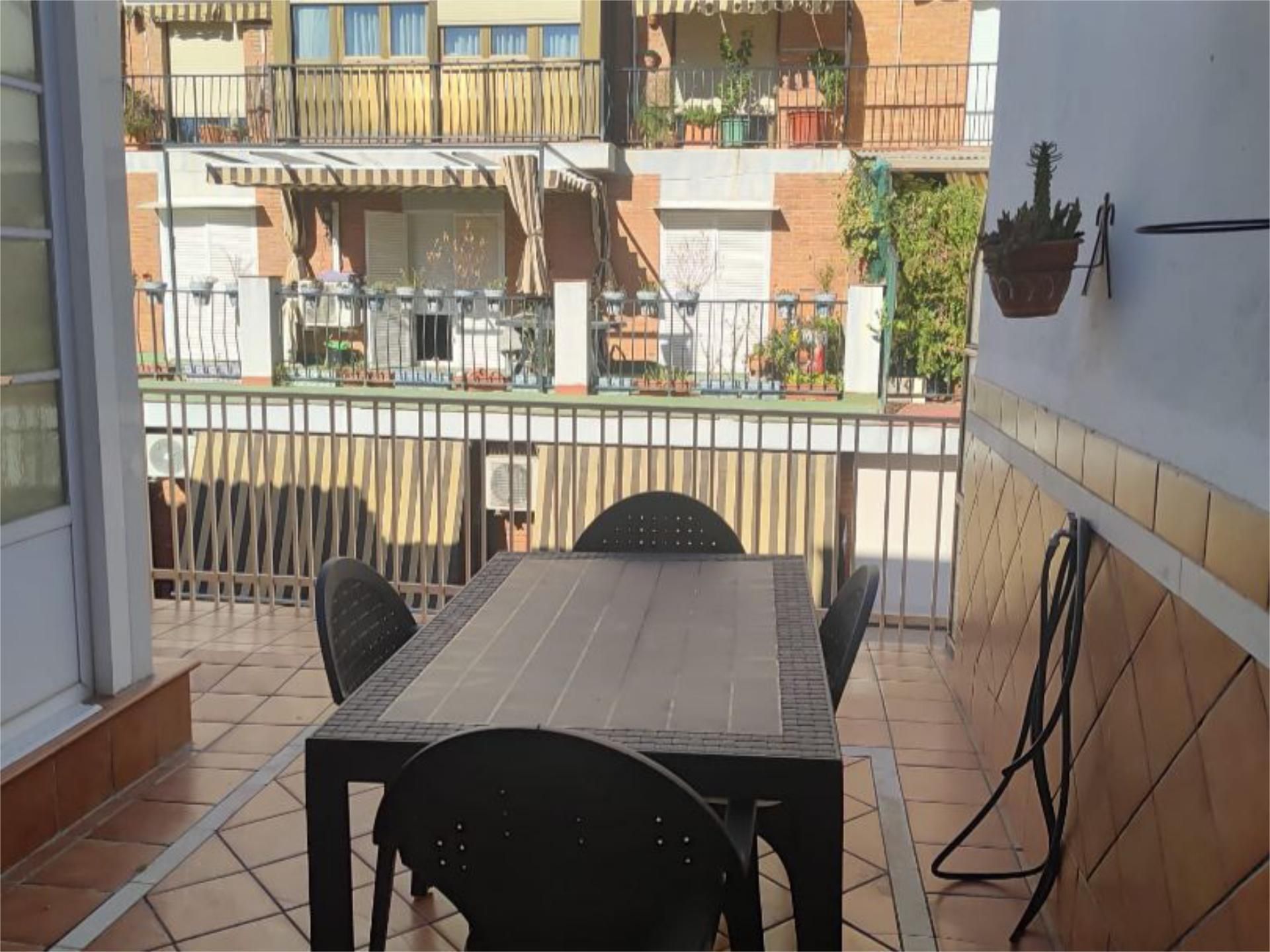 Piso en  Paseo del Salón 9