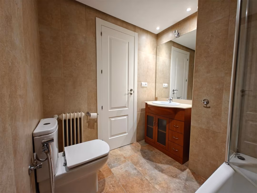 Piso en  Calle de la Infanta Mercedes 61 - Foto 22