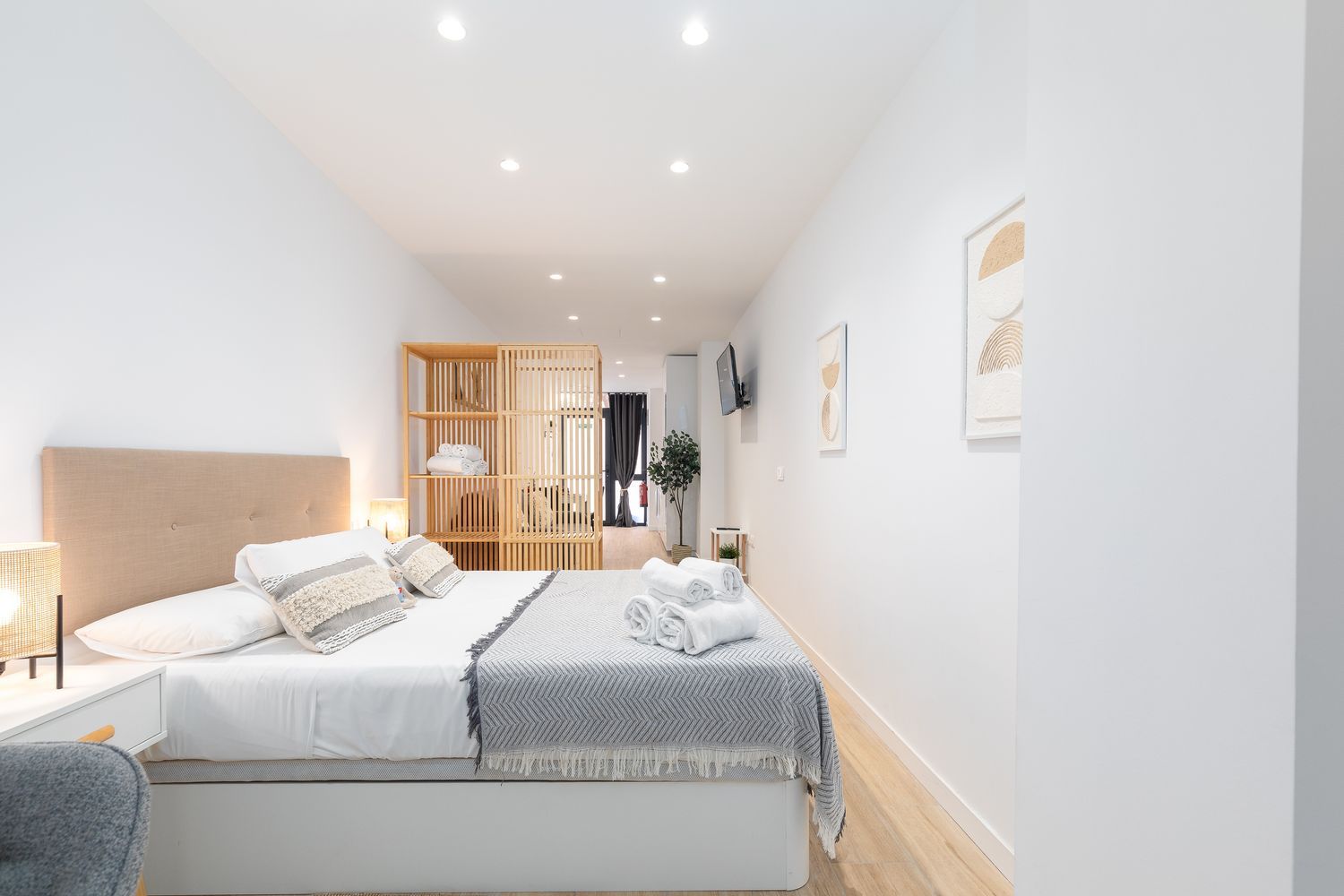 Estudio en calle de Jordi de Sant Jordi, 9 - Foto 1