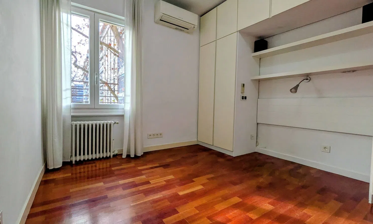 Piso en calle de la Infanta Mercedes, 12 - Foto 10