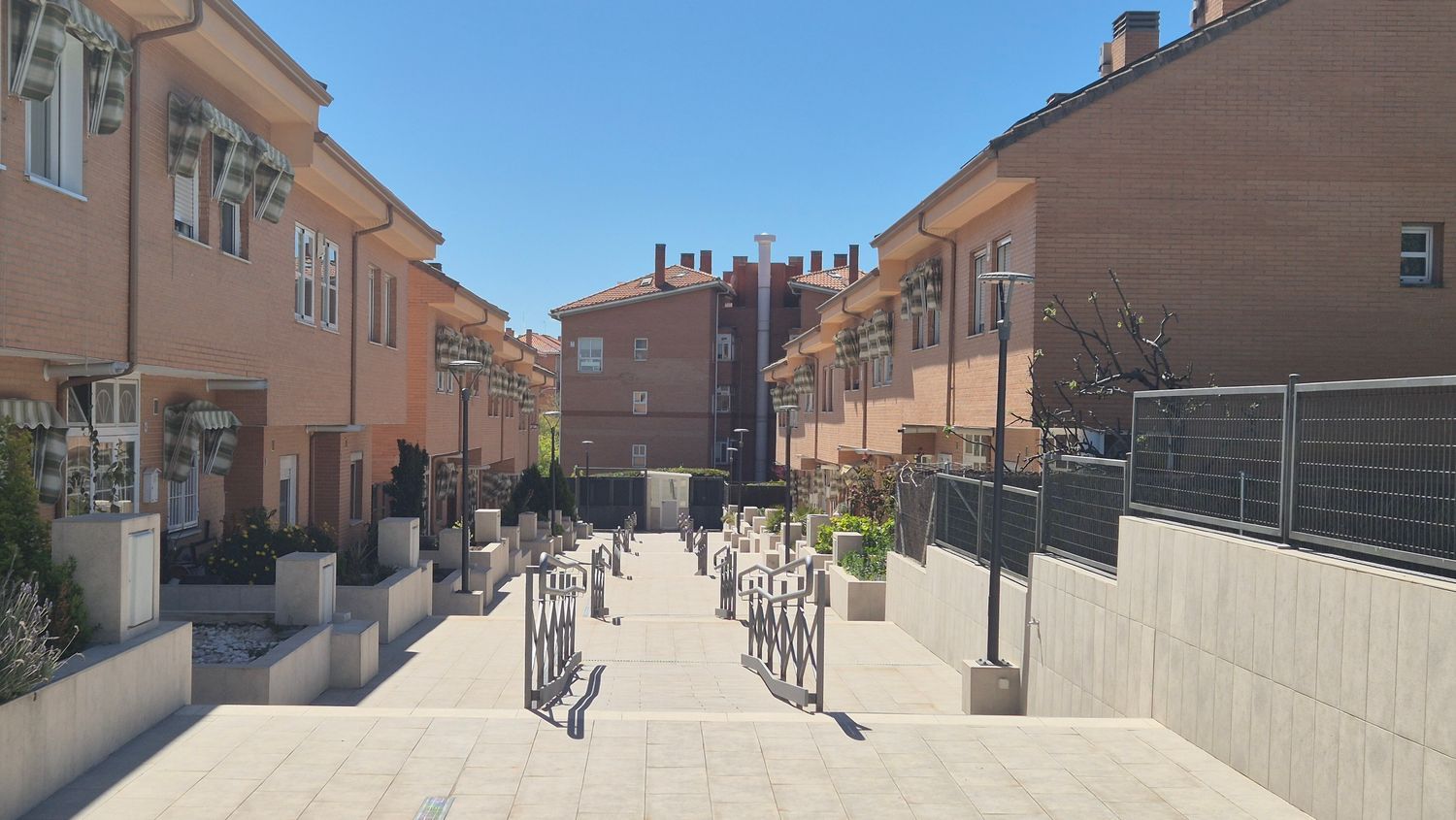 Chalet pareado en calle Juan Ramón Jiménez, 2 - Foto 1