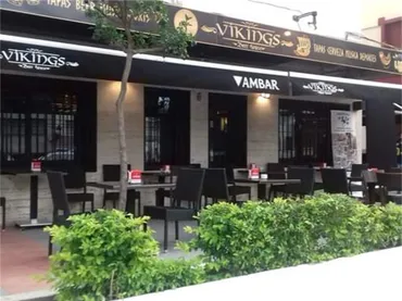 Local comercial en  Avenida Linda Vista 17 - Foto 1