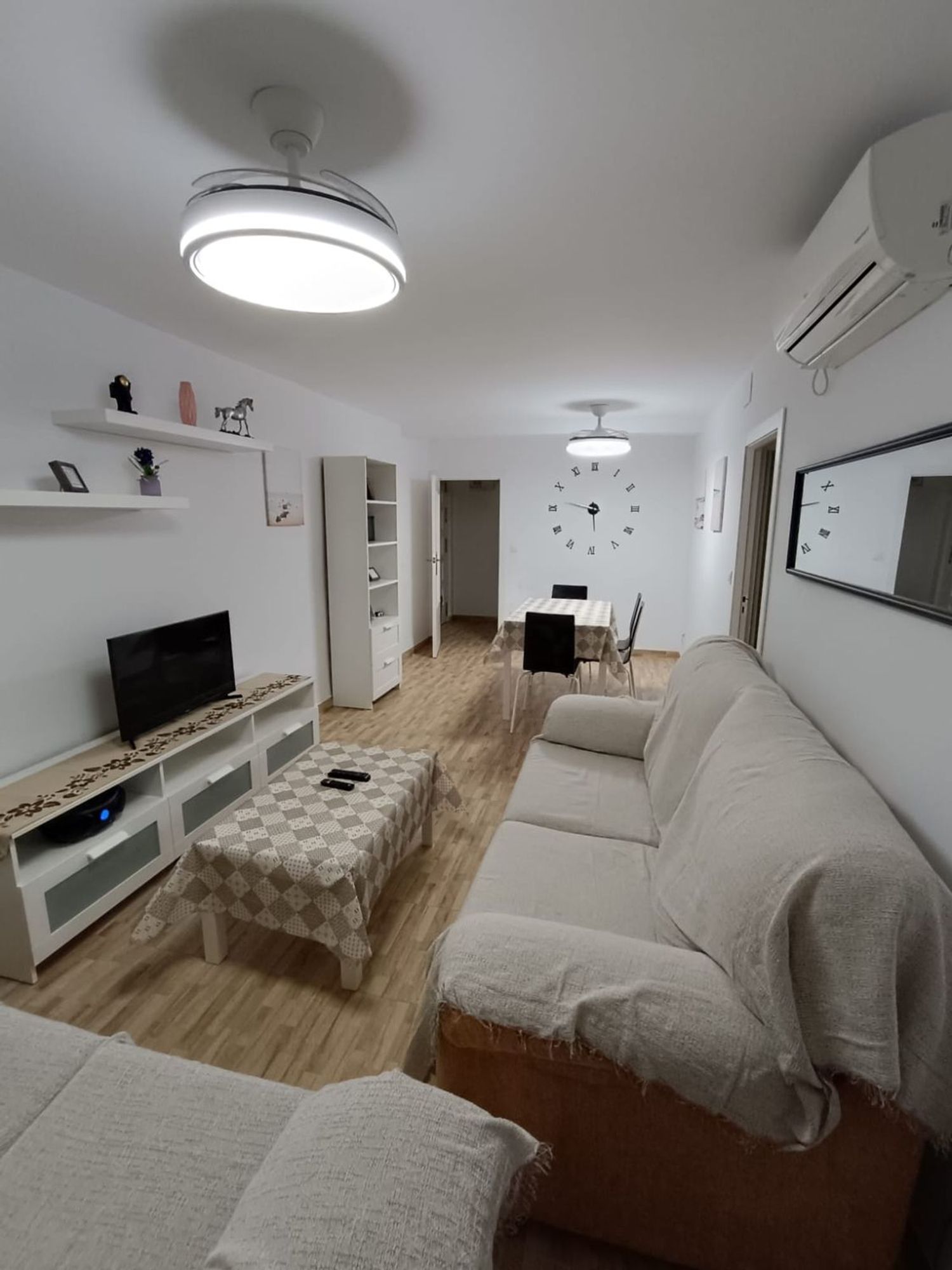 Piso en avenida Virgen de los Dolores, 11