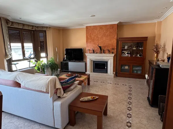 Chalet adosado en Avenida de la Constitución, 111 - Foto 6