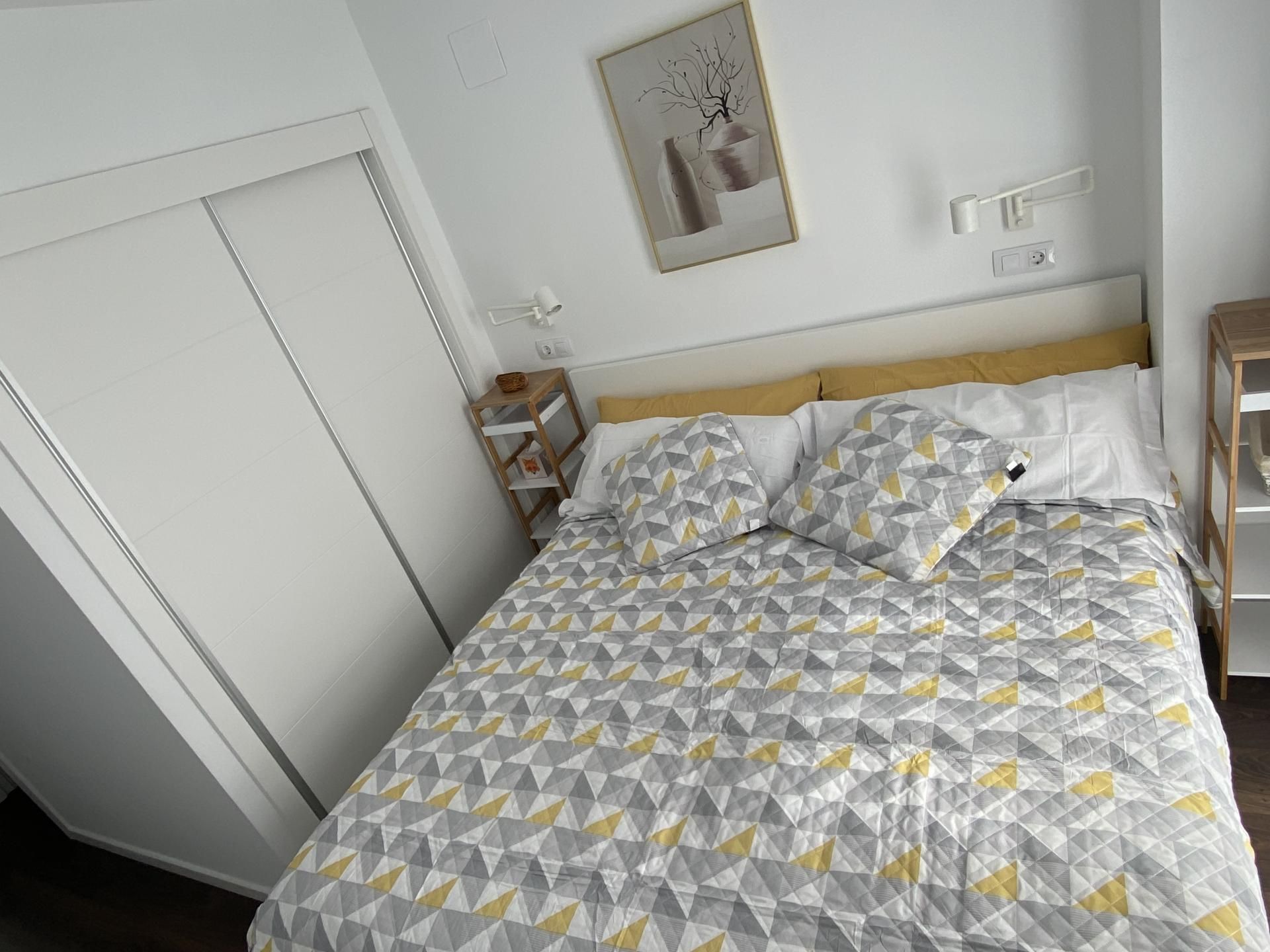 Piso en  Maestro José Garberí Serrano 11 - Foto 2