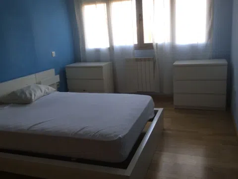 Piso en calle la Sierra, 2