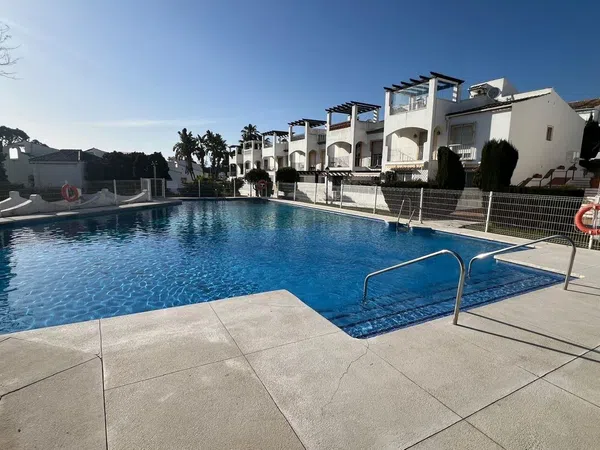 Chalet adosado en calle Frankfurt, 31 - Foto 4