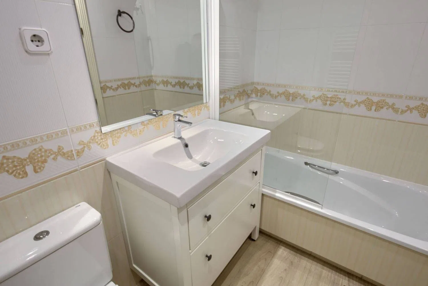 Piso en avenida del Talgo, 127 - Foto 6