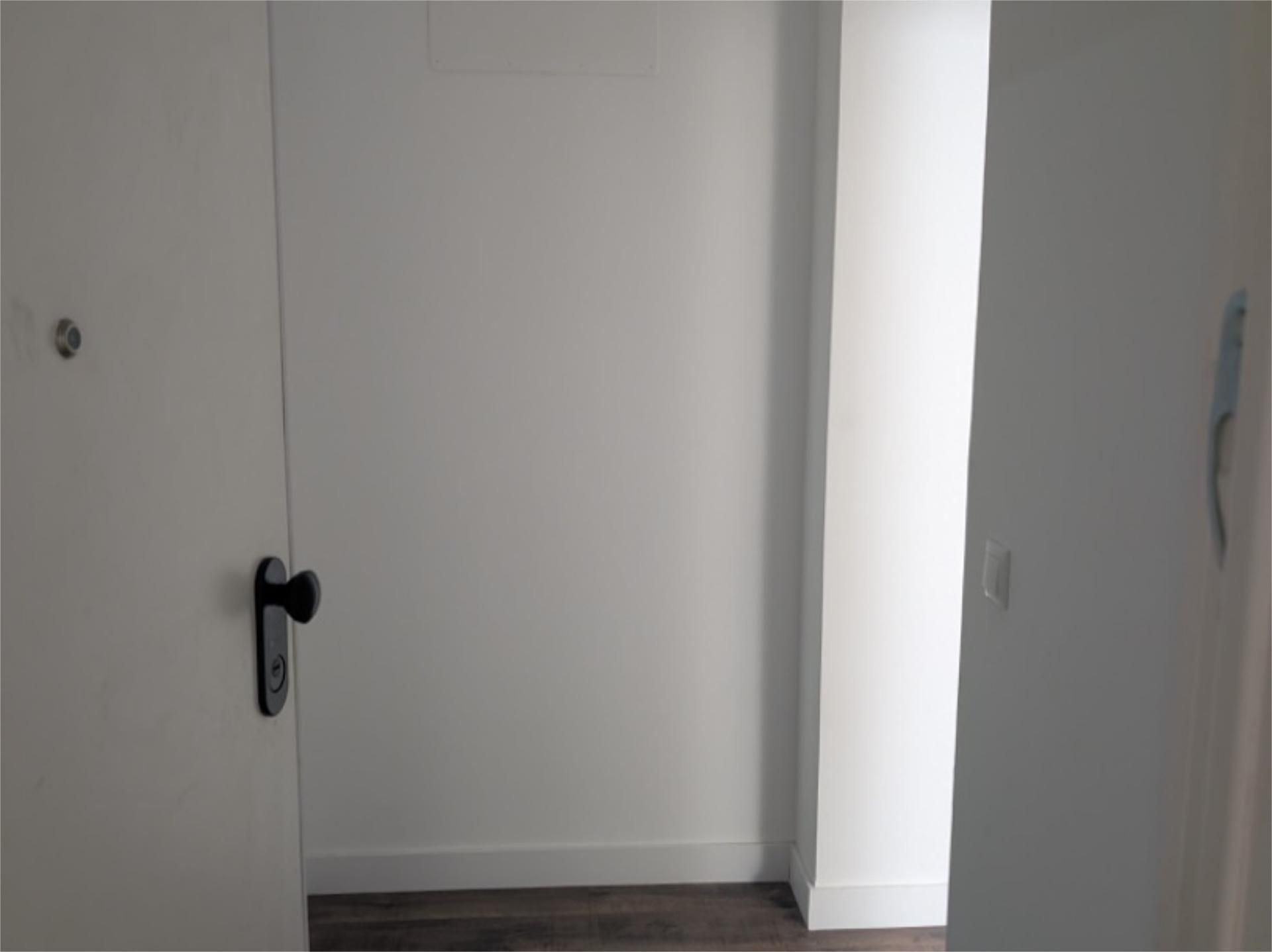 Piso en  Calle General Primo de Rivera 8 - Foto 4