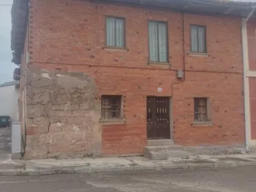 Casa adosada en  Calle Cantarranas 12 - Foto 2