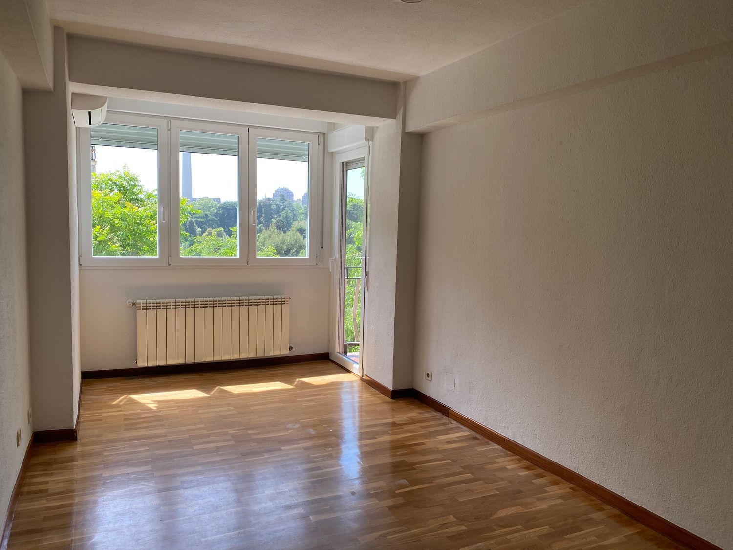 Piso en calle de Ricardo Ortiz, 94 - Foto 1