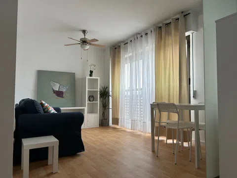 Piso en paseo Acacias, 2