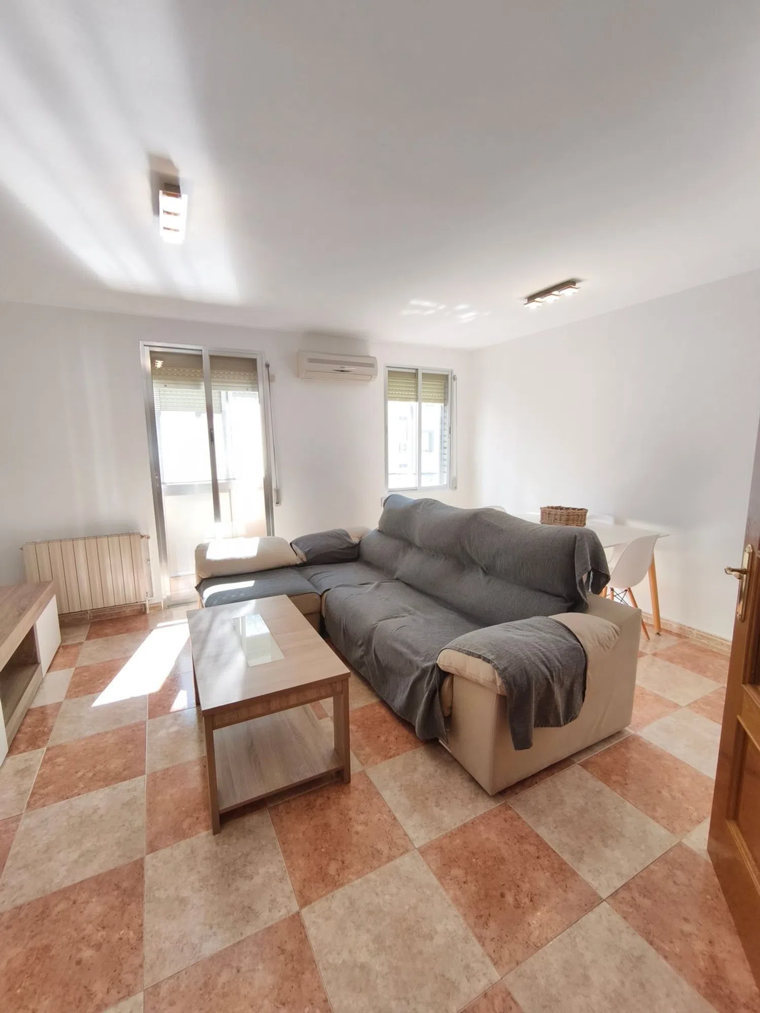 Piso en calle Mérida, 7