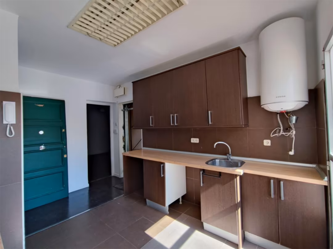 Piso en  Calle del Marqués de Mondéjar 6 - Foto 2