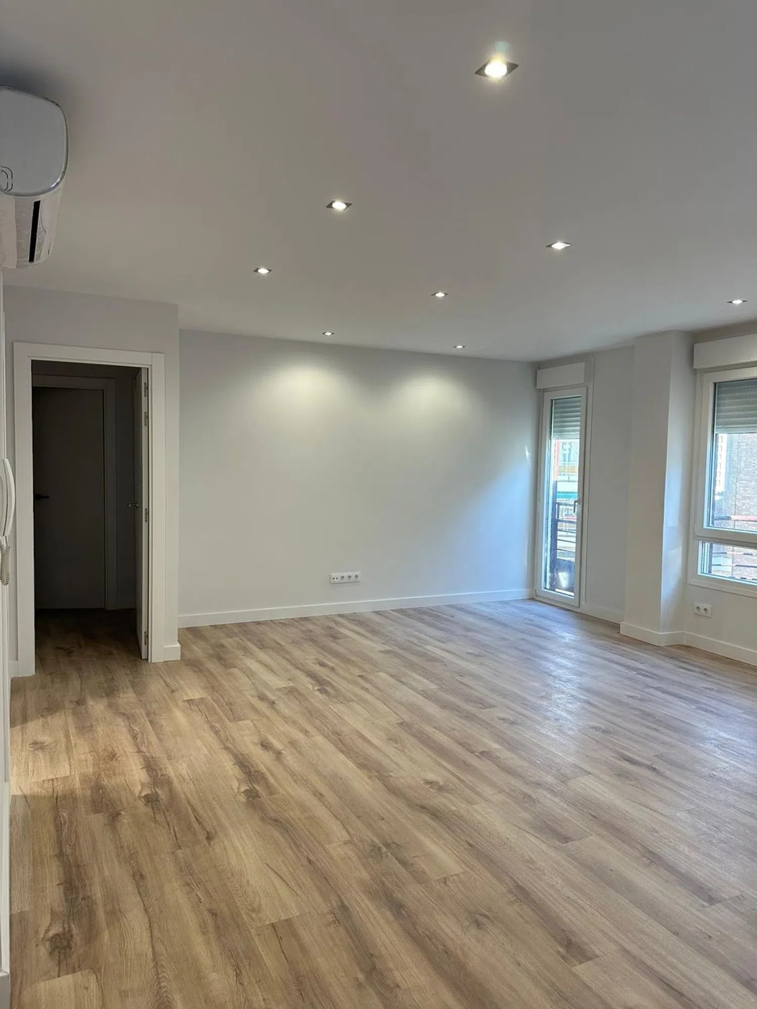 Piso en calle de la Constancia, 32 - Foto 2