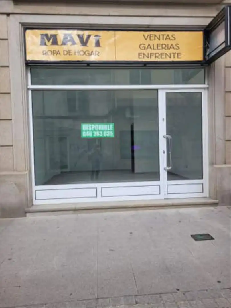 Local comercial en Centro - Foto 4