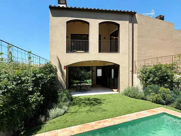 Casa o chalet independiente en Calle l'Avi Rajoler, 1 - Foto 1