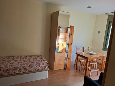 Estudio en Passatge de Vilaret, 28