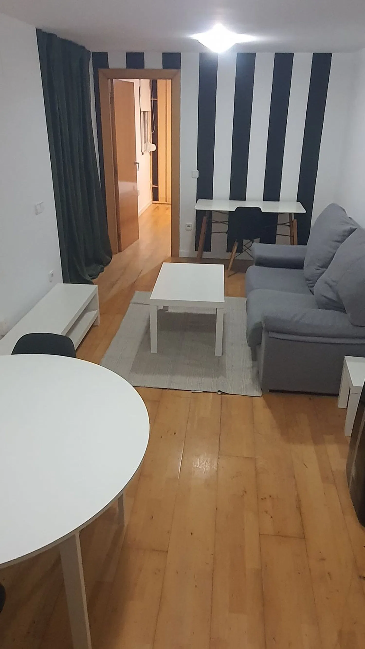 Piso en calle de la Democràcia, 97 - Foto 1