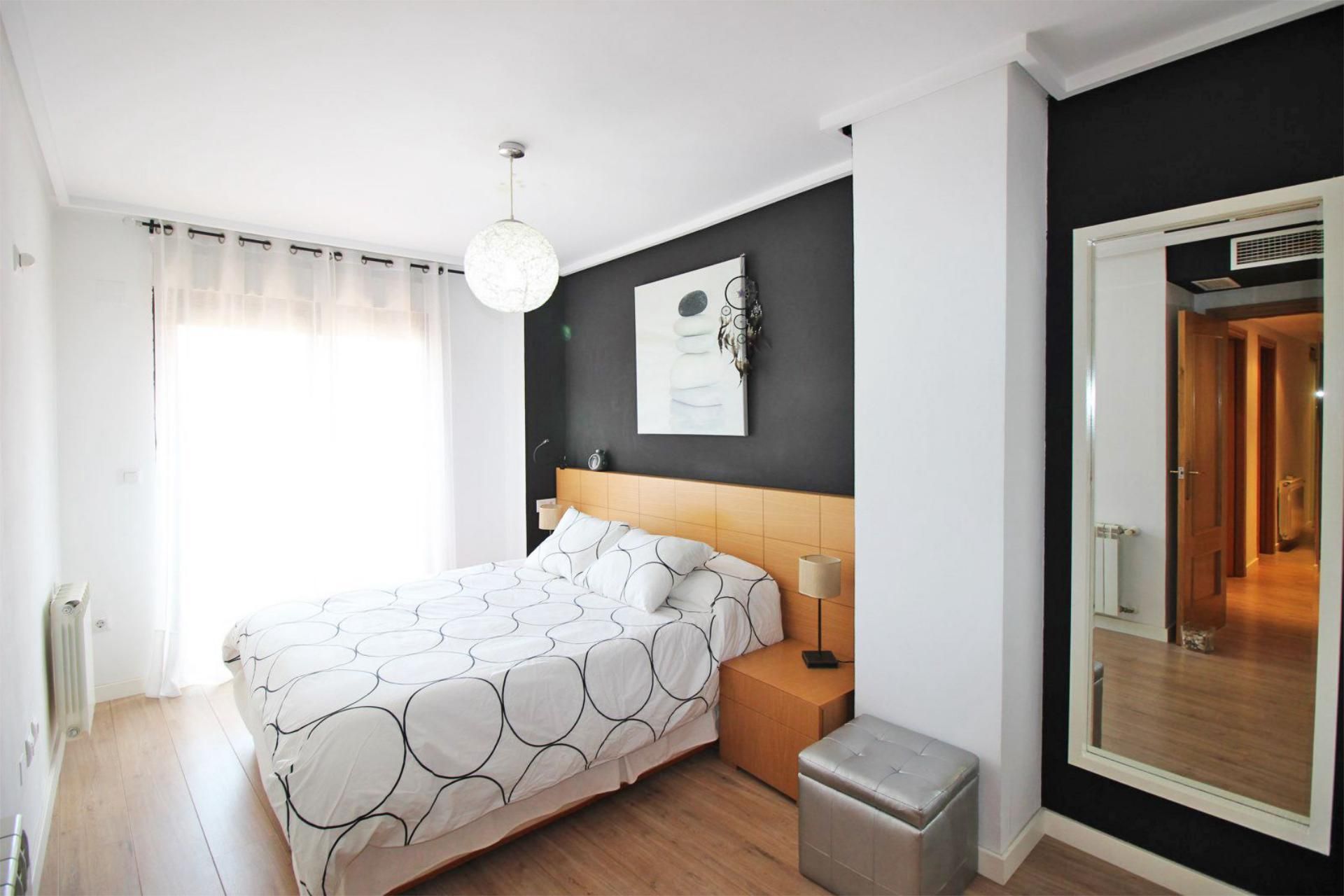 Piso en  Avenida Pintor Xavier Soler 11 - Foto 13