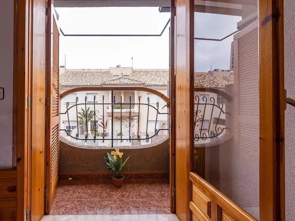 Chalet adosado en Calle Río Danubio, 66 - Foto 5