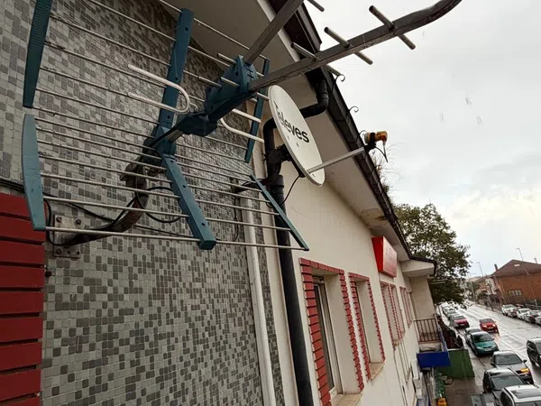 Chalet adosado en calle la Torre, 86