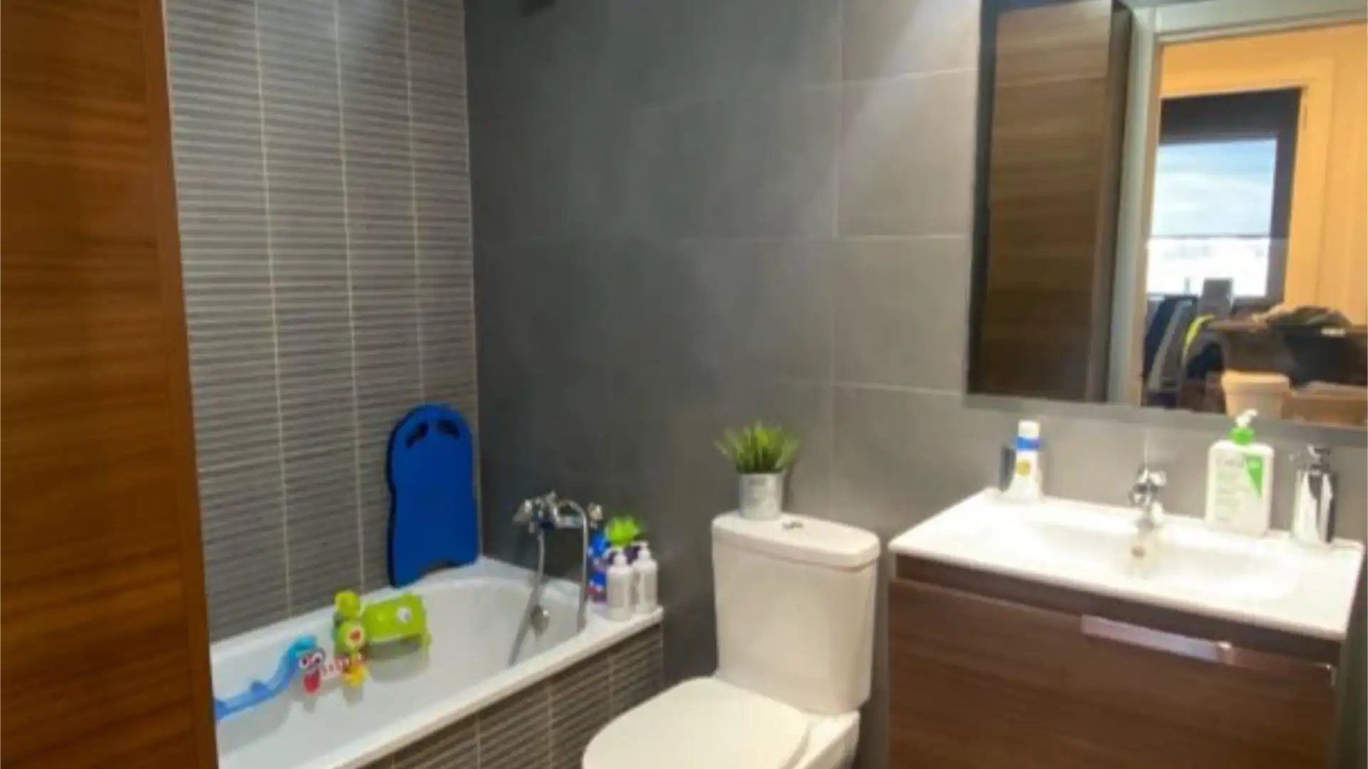 Piso en  Plaça d'Europa 8 - Foto 13