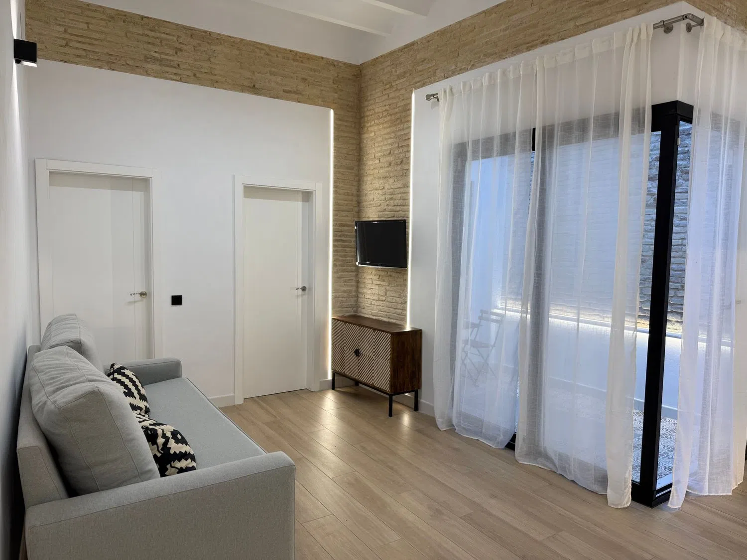 Piso en Barrio Calle Betis - Pagés del Corro - Foto 1