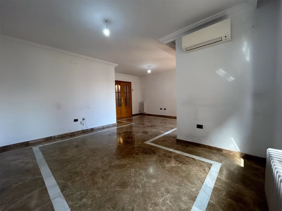 Piso en  Calle Pintor Manuel Maldonado 25 - Foto 5