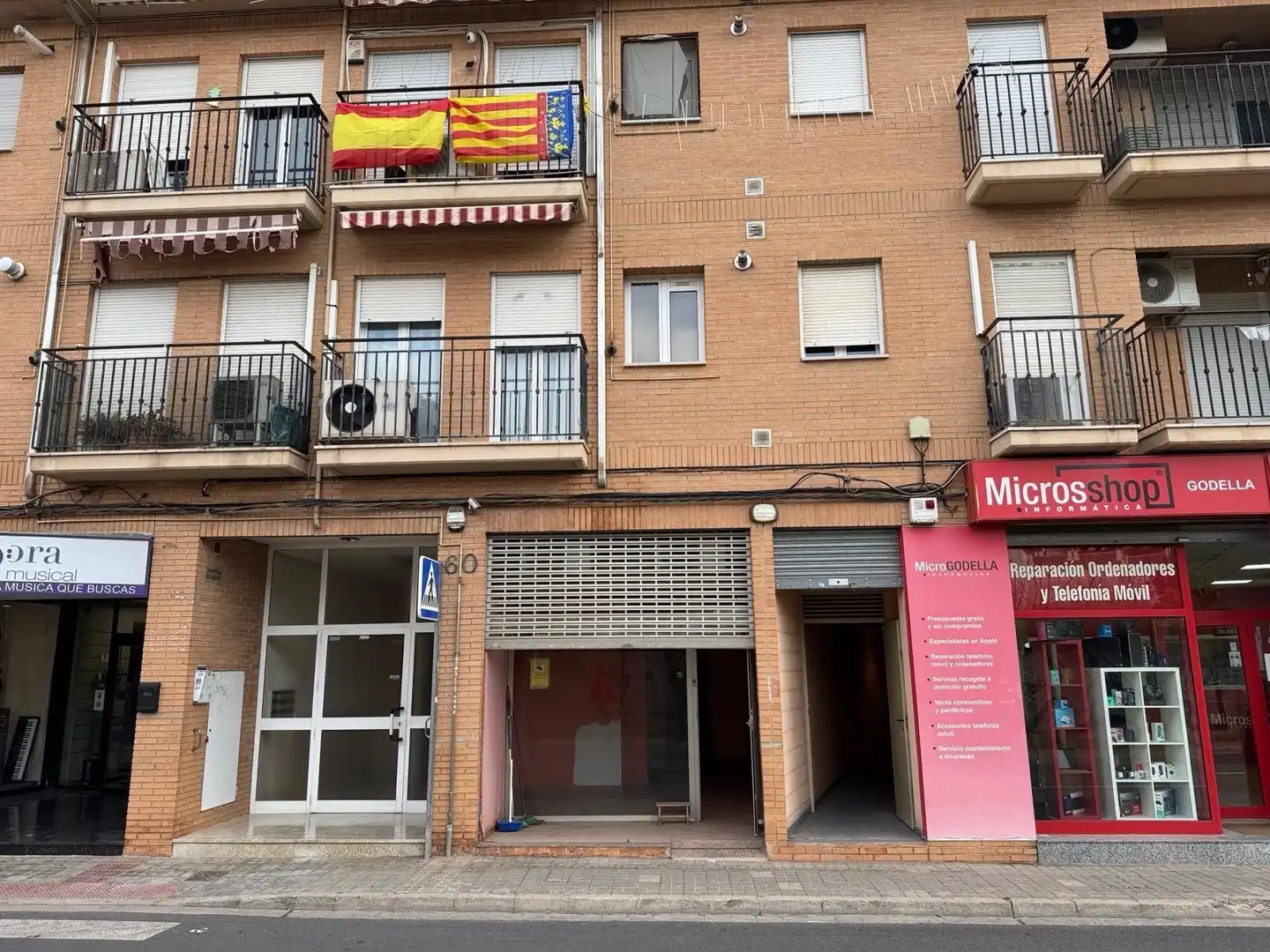 Local comercial en  Travesía ARZOBISPO FABIAN Y FUERO - Foto 3