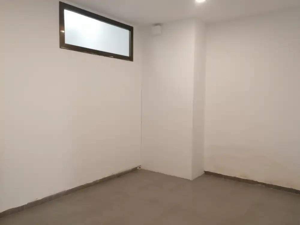 Local comercial en  Passeig dels Almogàvers 35 - Foto 7