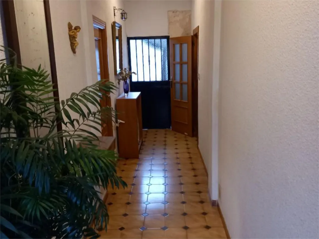 Casa adosada en  Calle Antonio Machado 35 - Foto 2