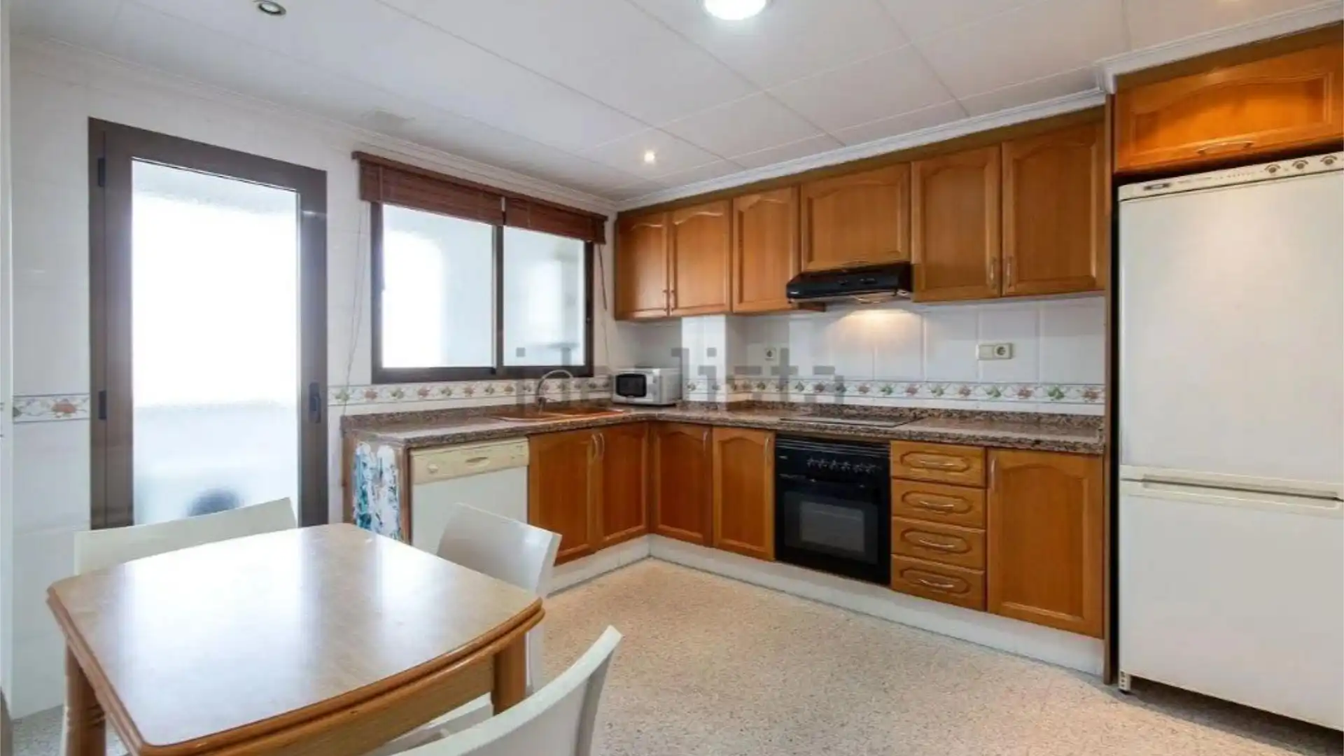 Piso en  Carrer de Carmen Estellés 10 - Foto 9