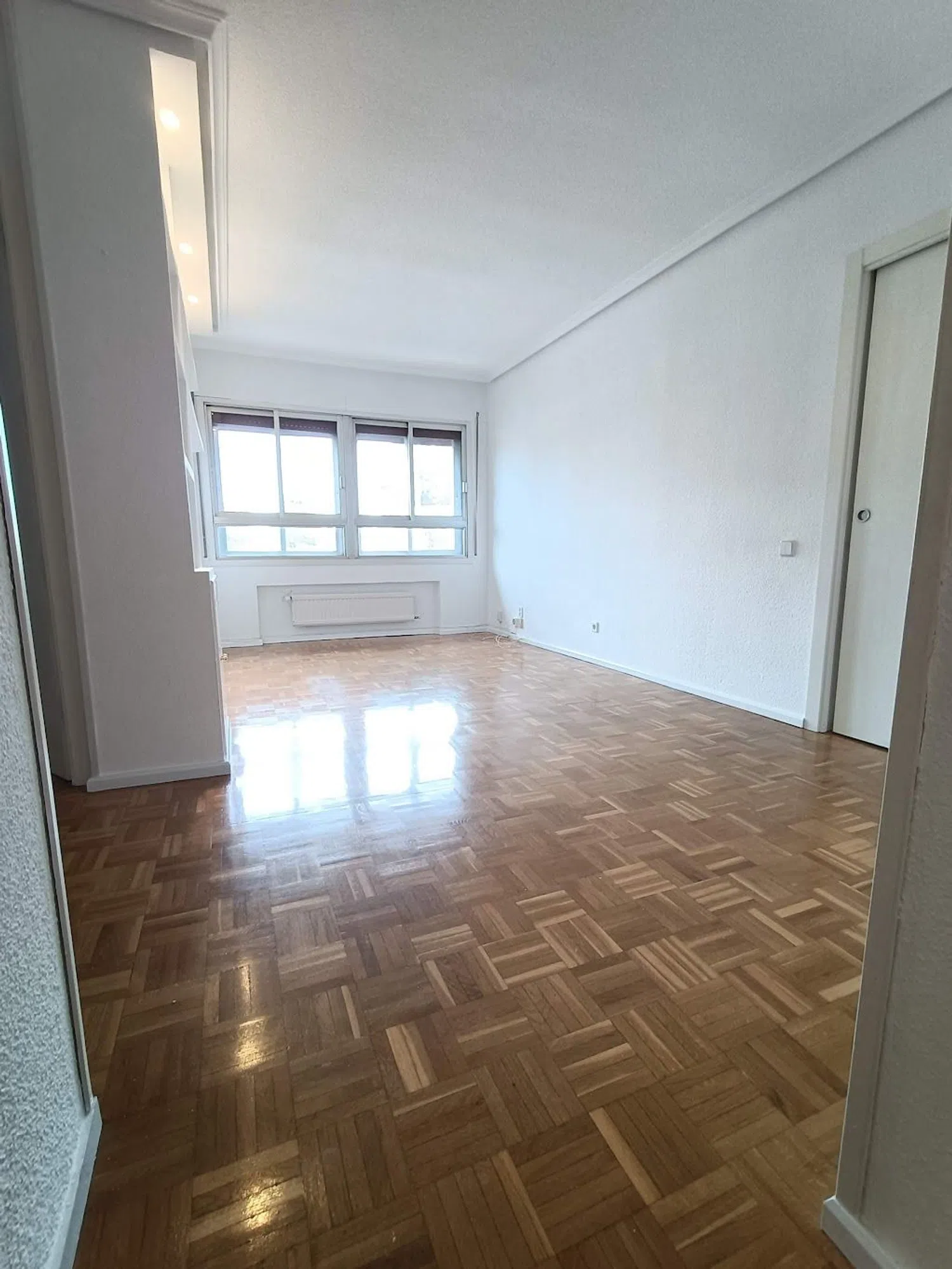 Piso en avenida de Burgos, 35 - Foto 1