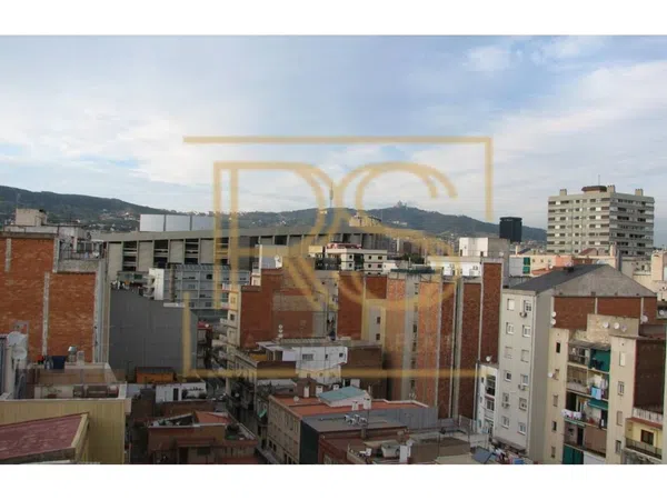Piso en Calle del Vallespir, Sants - Foto 7