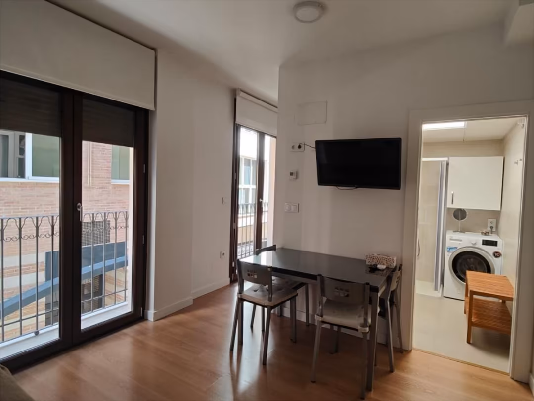 Estudio en  Calle Andrés Baquero 1 - Foto 1