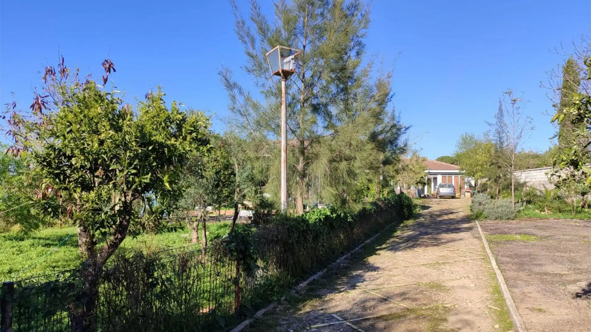 Chalet en Alcalá de Guadaira - Foto 1