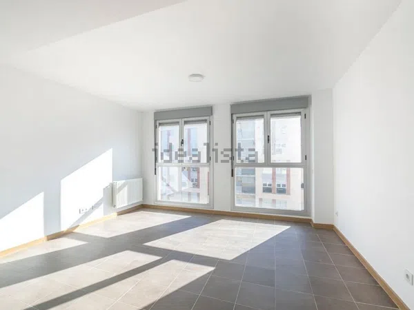 Piso en avenida de Castilla y León, 11 - Foto 2