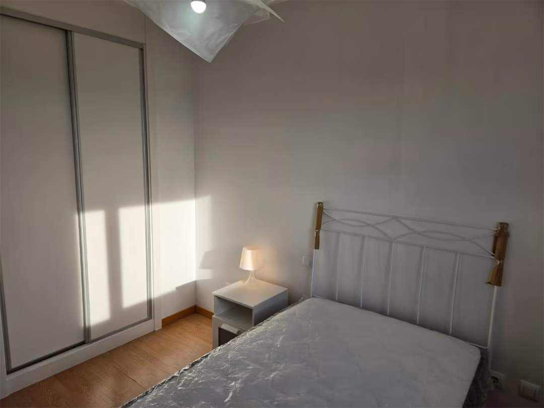 Piso en  Avenida de la Gran Vía del Sureste 55 - Foto 6