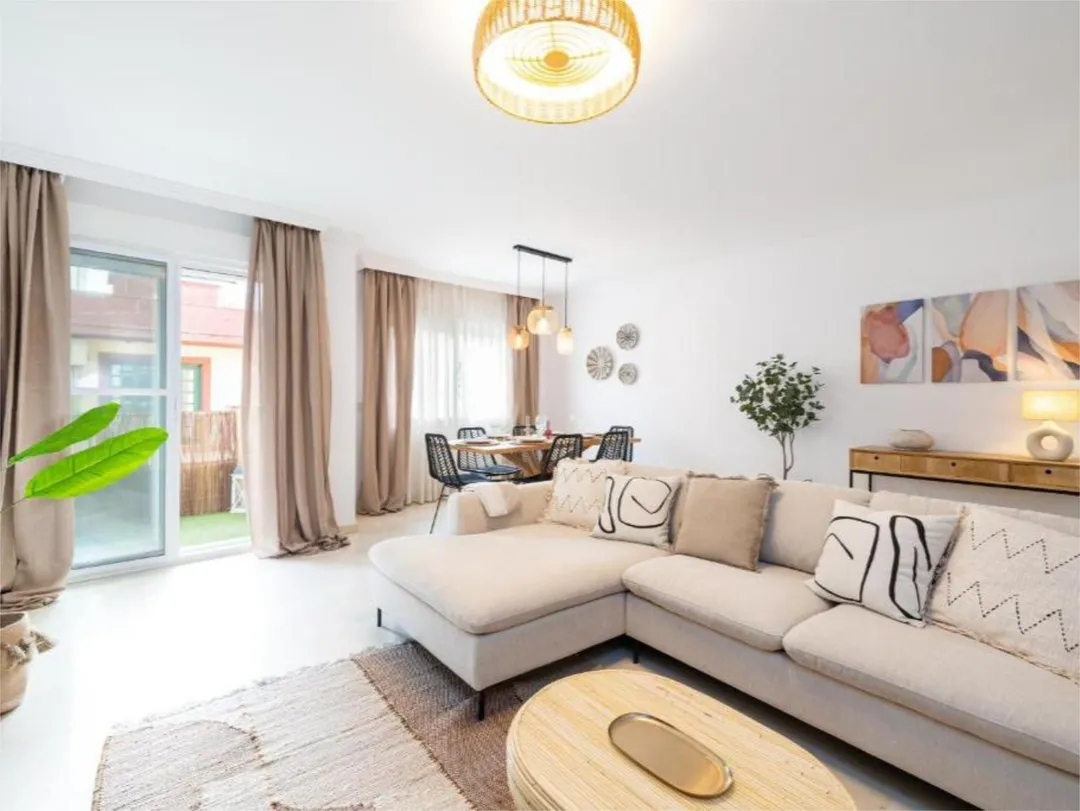 Piso en  Avenida Juan Gómez Juanito 14 - Foto 2