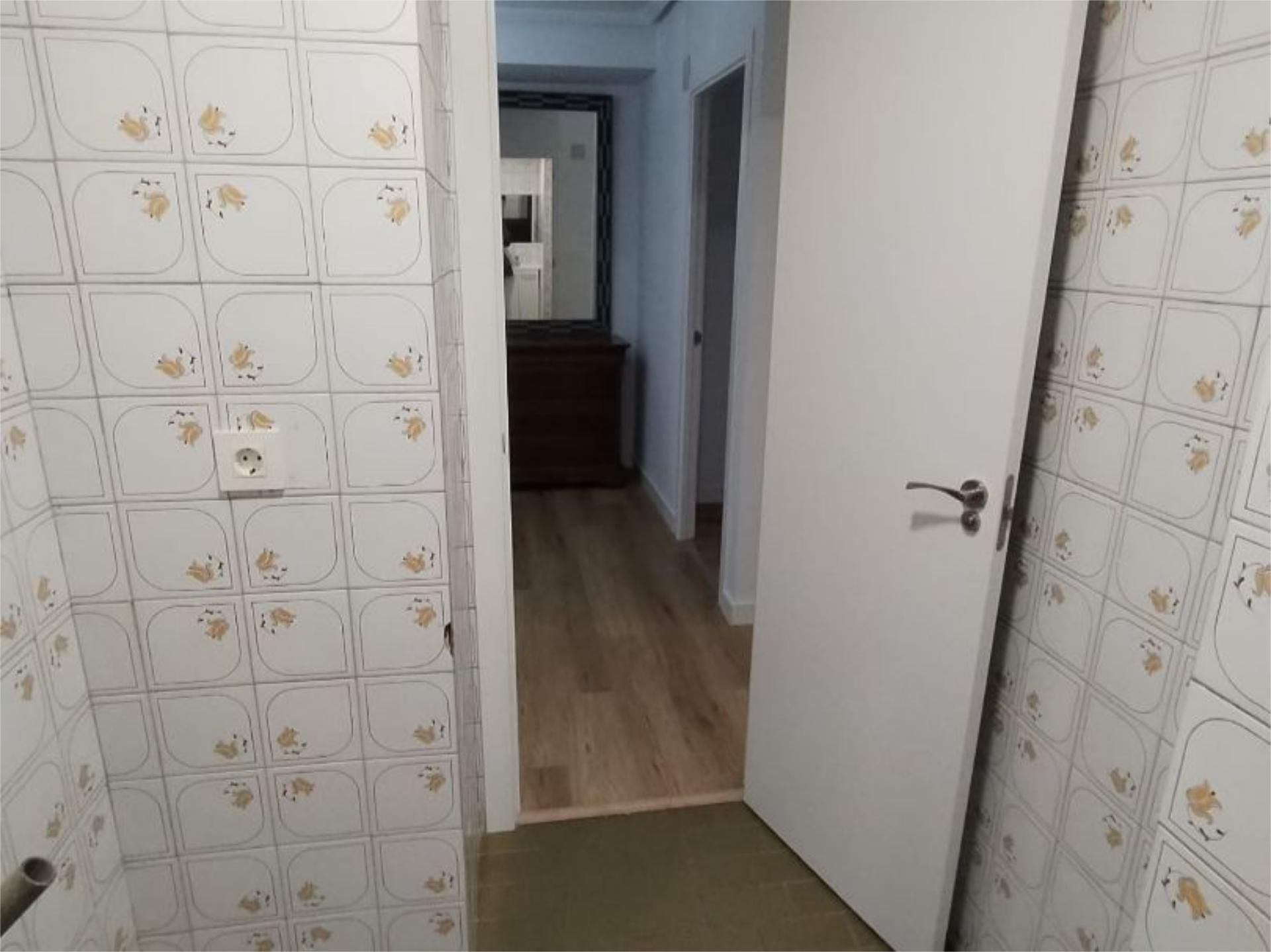 Piso en  Calle Fuertes Acevedo 107 - Foto 16