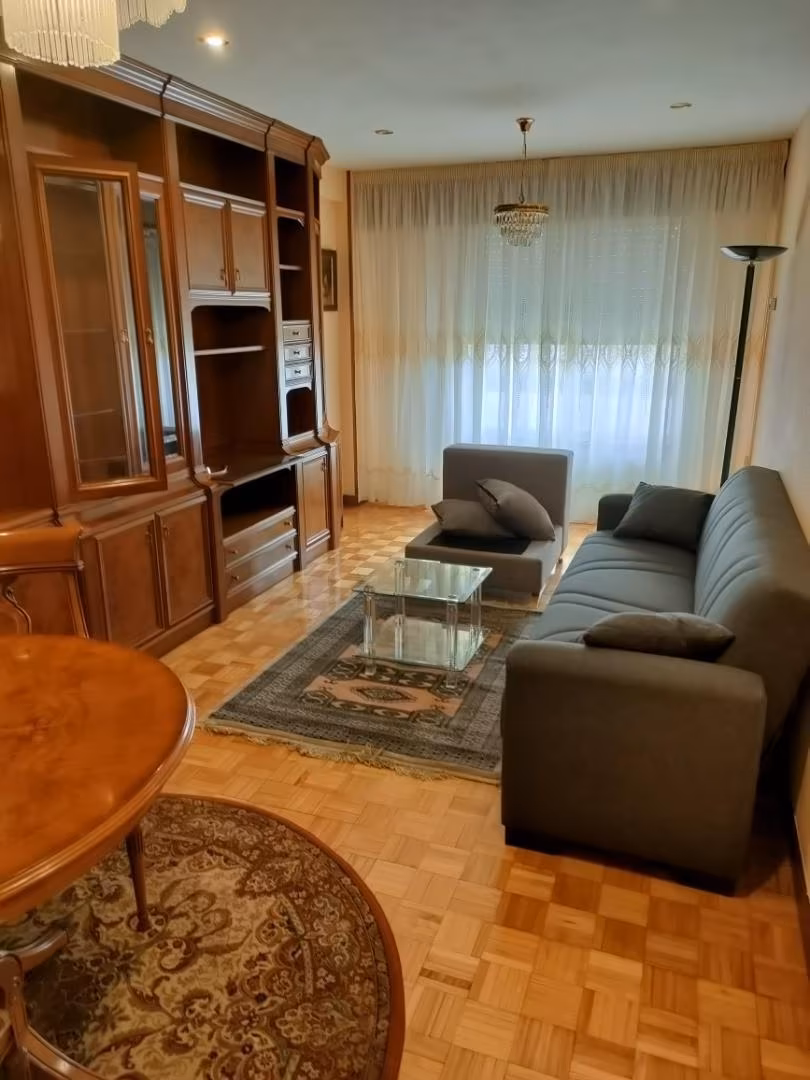 Piso en  Rúa de Praga 6